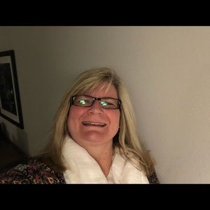 Meet your Posher, Cindy